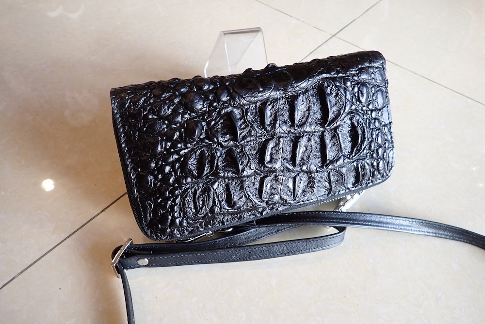  crocodile bag bangkok custom made leather 