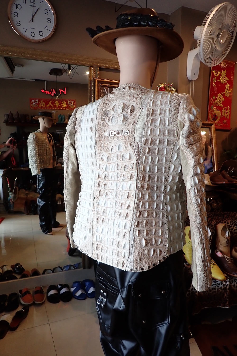  crocodile hand made leather 