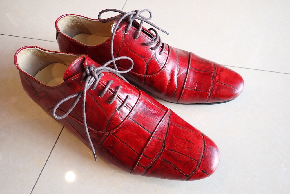  crocodile shoes leather hand made bangkok 