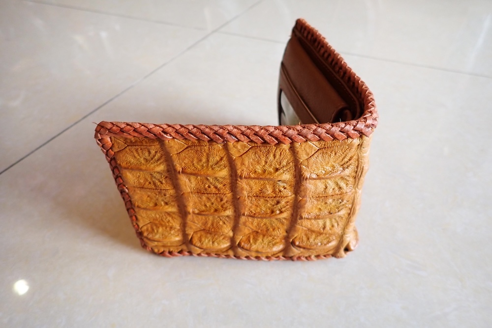  crocodile wallet leather bangkok 