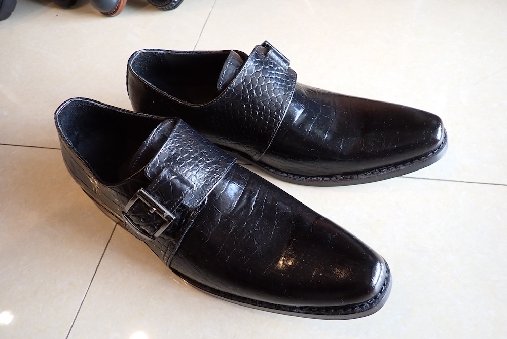 shoes crocodile leather